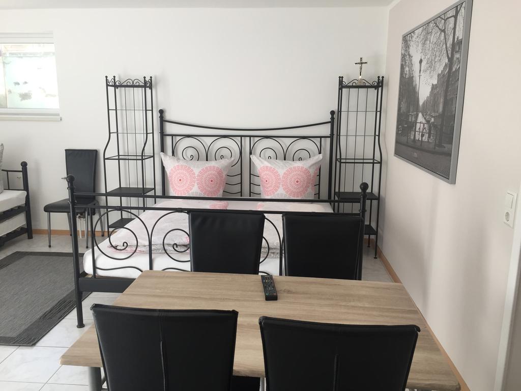A & J Ferienwohnung Hirsch Rust Ngoại thất bức ảnh