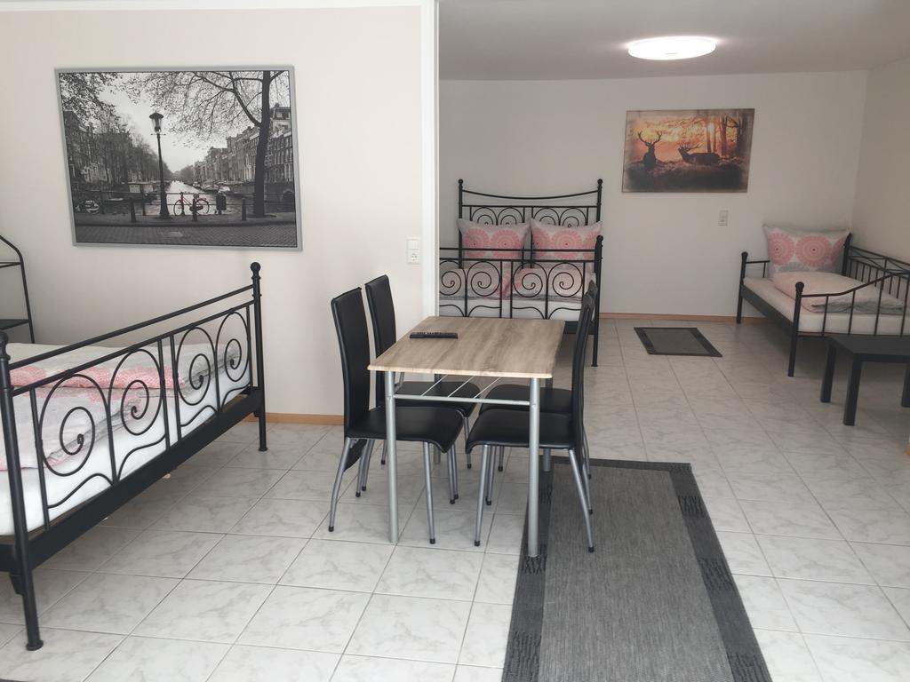 A & J Ferienwohnung Hirsch Rust Ngoại thất bức ảnh